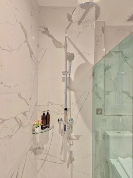 calamint residence hotel