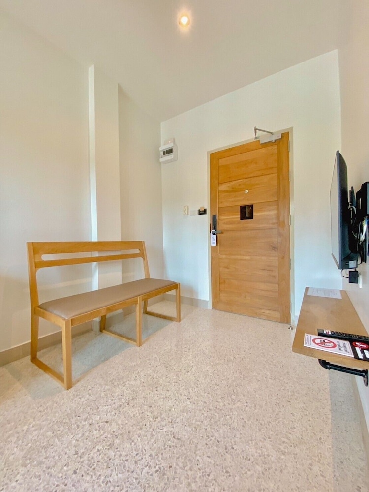 calamint residence hotel