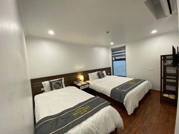 apricot garden hotel