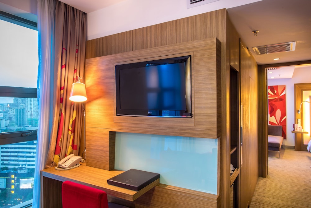 Novotel Guiyang Downtown,Guizhou>>Guiyang,4 star