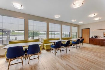 comfort inn rivers edge