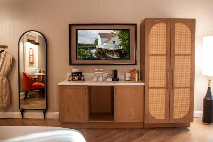 delamar westport