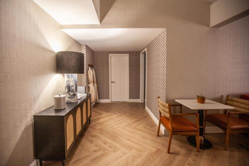 delamar westport