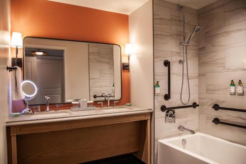 delamar westport