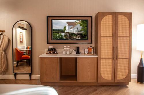 delamar westport