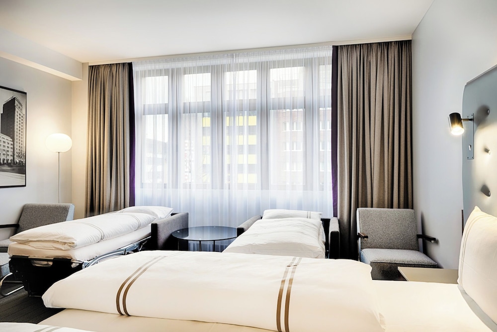 premier inn koln city mediapark