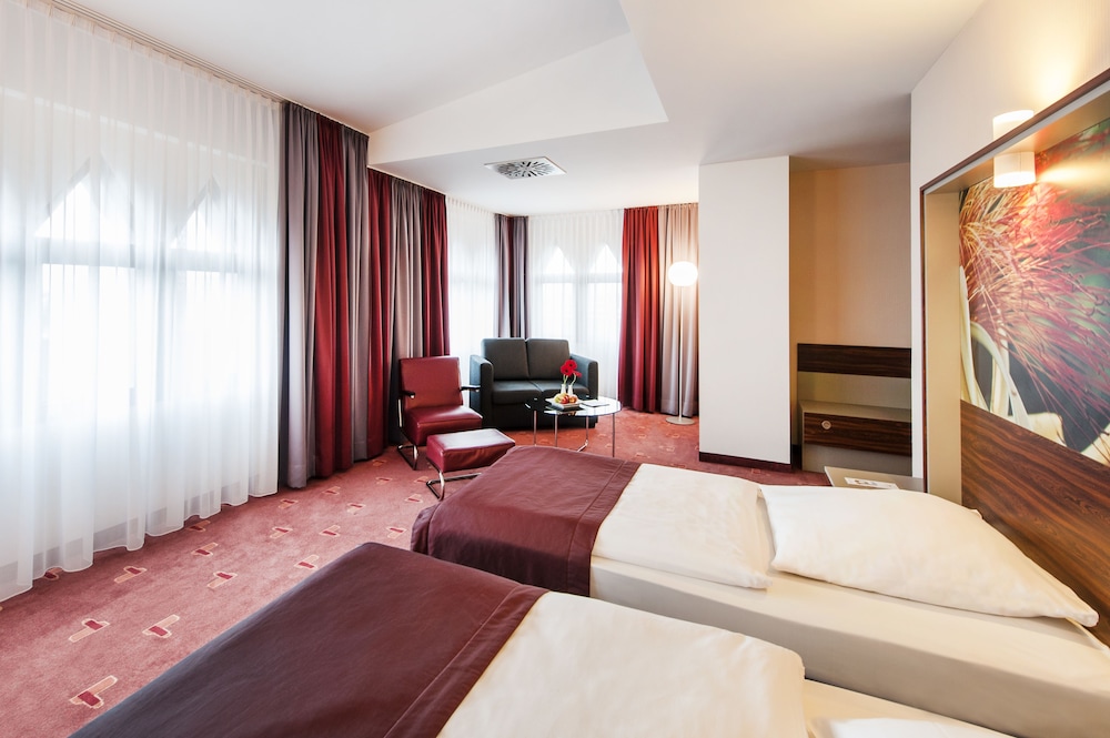 premier inn koln city mediapark