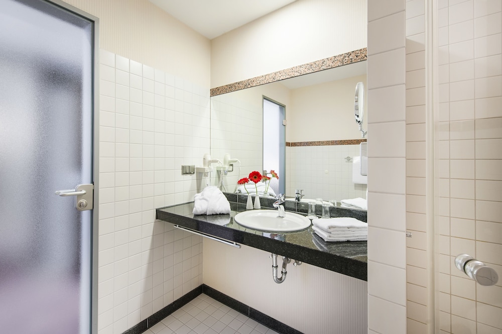 premier inn koln city mediapark