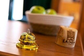 hospedium hotel la farm