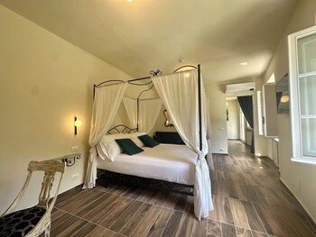 la ninfa hotel