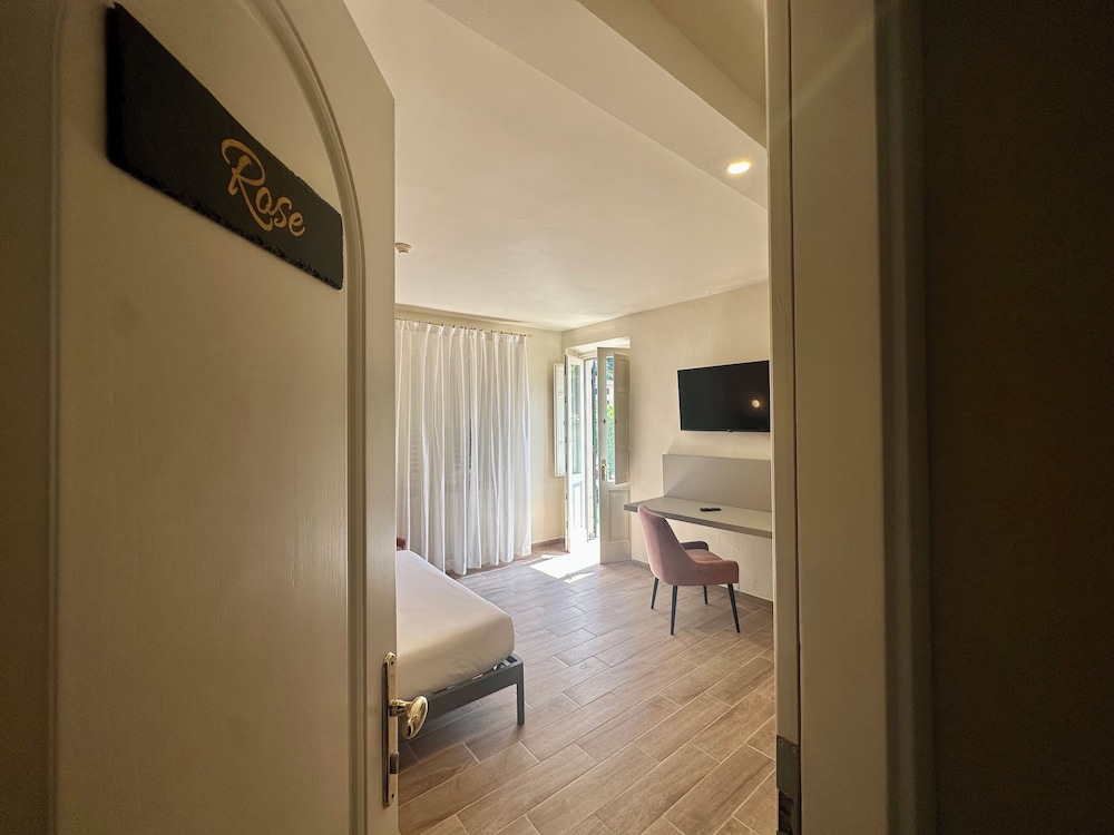 la ninfa hotel
