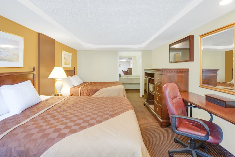 rodeway inn and suites
