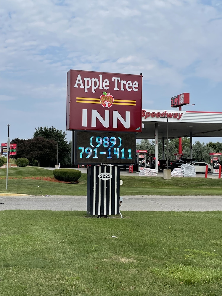 rodeway inn and suites