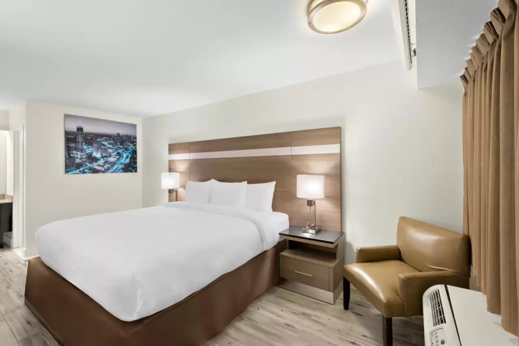 clarion pointe kennesaw town center