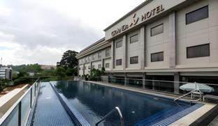i hotel batam