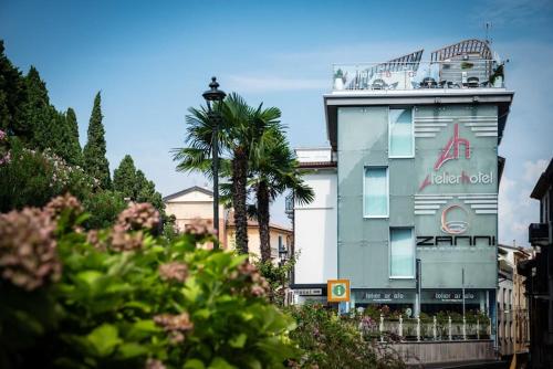 hotel atelier gardone riviera and beach