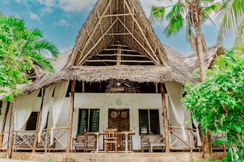 marine holiday house bed and breakfast