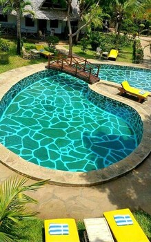 marine holiday house bed and breakfast