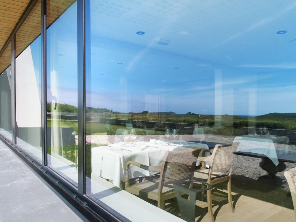 le chateau de sable hotel