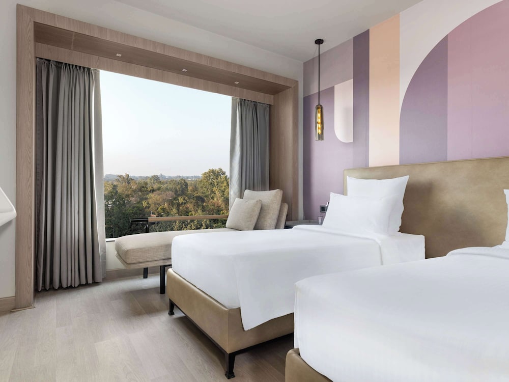 mercure chandigarh tribune chowk