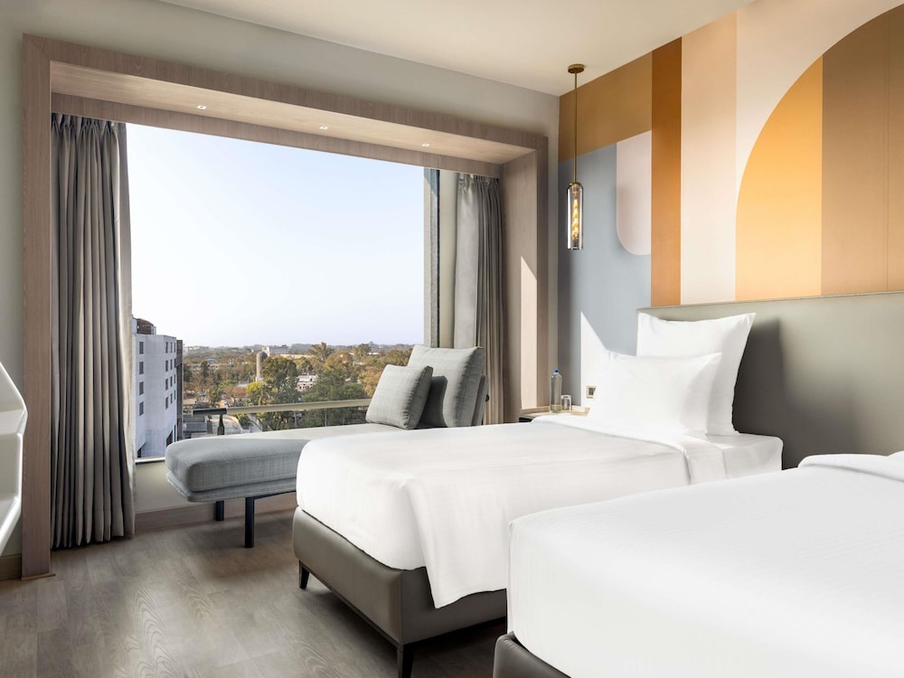 mercure chandigarh tribune chowk