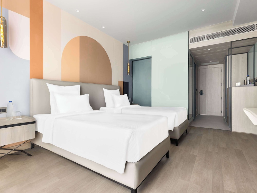 mercure chandigarh tribune chowk