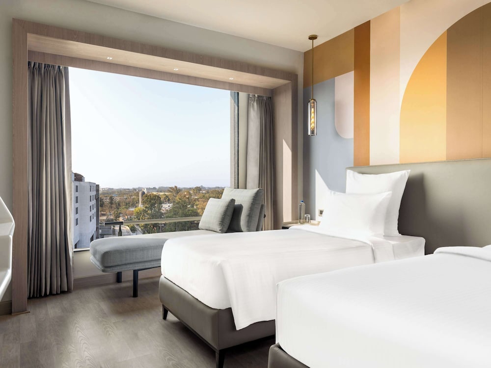 mercure chandigarh tribune chowk