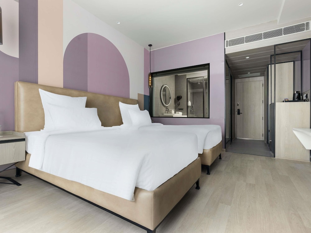 mercure chandigarh tribune chowk