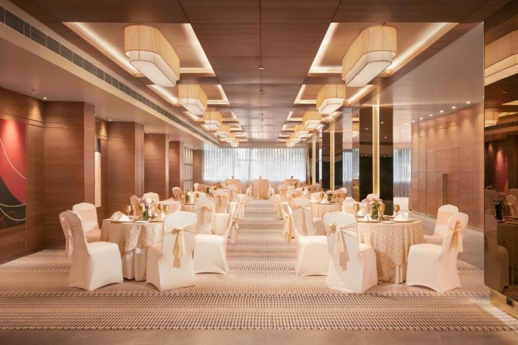 mercure chandigarh tribune chowk