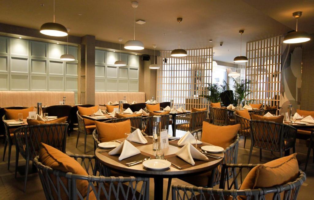 mercure chandigarh tribune chowk