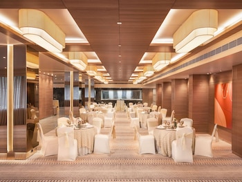 mercure chandigarh tribune chowk