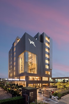 mercure chandigarh tribune chowk