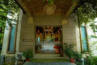 tusker trail corbett