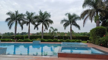 corbett tusker trail resort