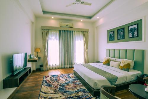 corbett tusker trail resort