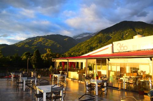 hotel 360 country club