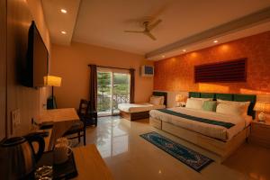 hotel 360 country club