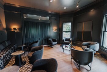 stonebreaker hotel