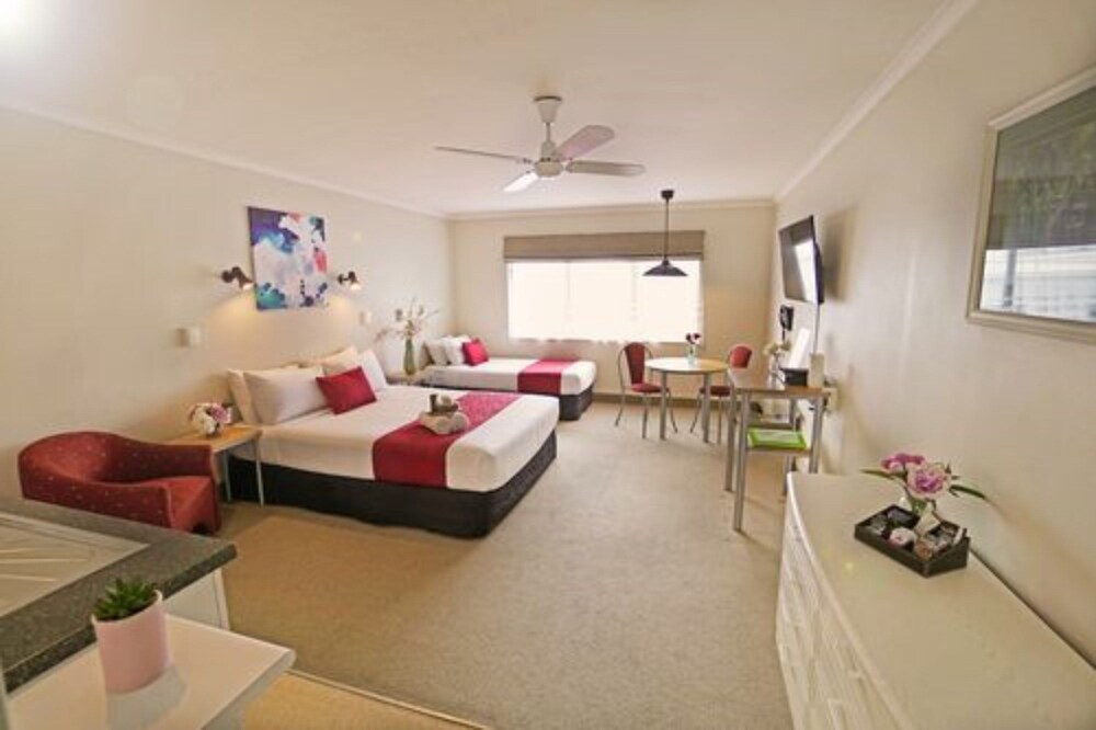 ashwood manor motor lodge