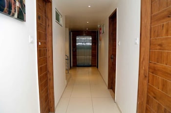 Hotel Bhabha,,3 star