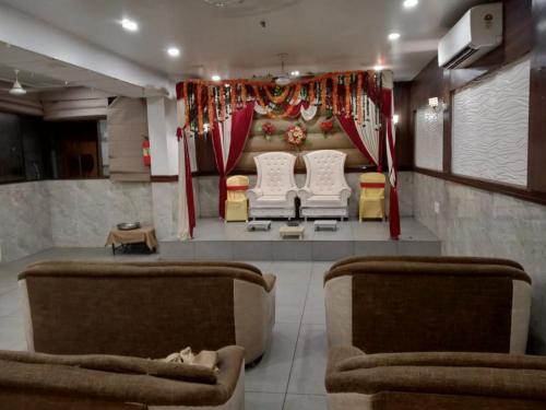 hotel bhabha