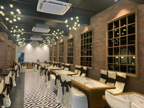 hotel bhabha