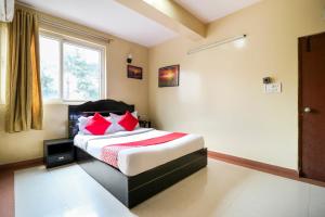 super collection o tiara near christ university