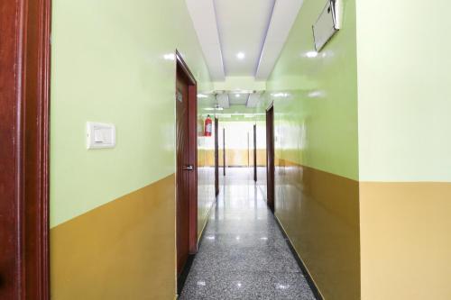 super collection o tiara near christ university
