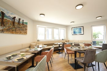 amelie no 3 hotel and appartements