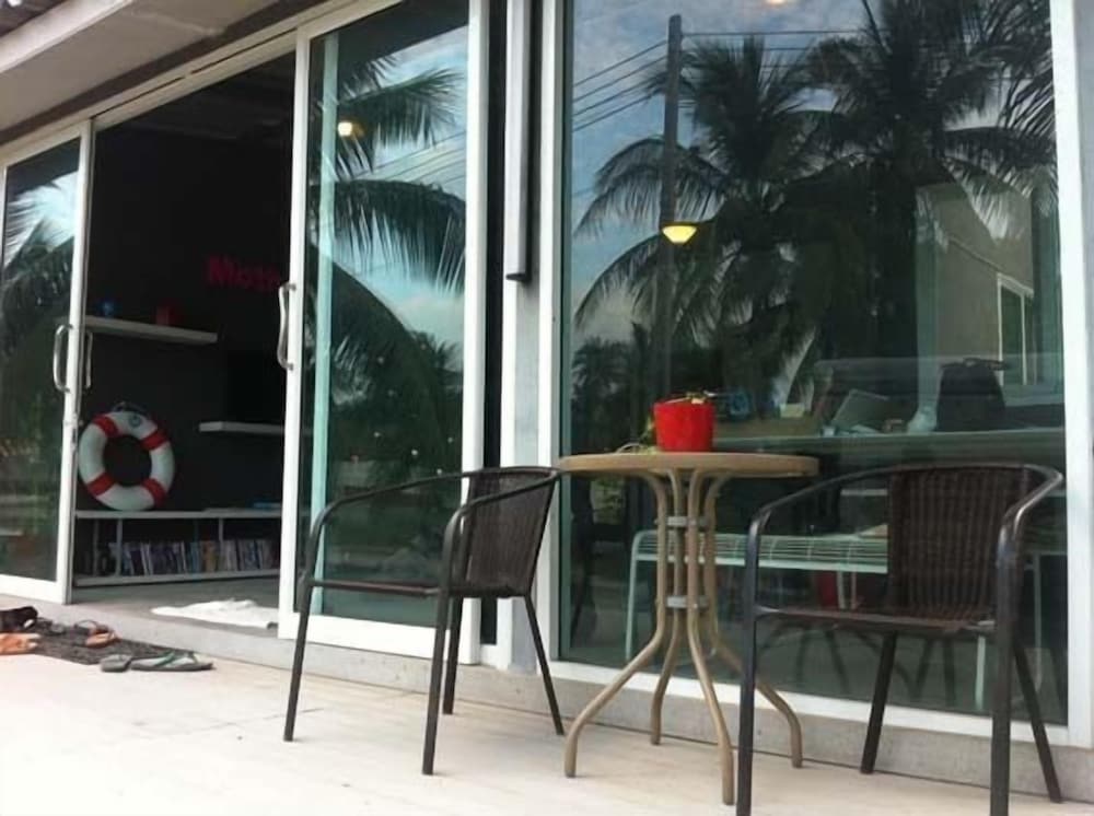 monkey samui hostel