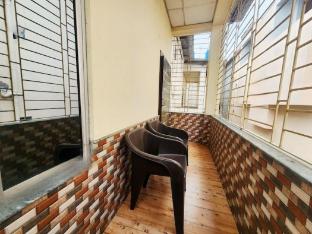 resort garden retreat