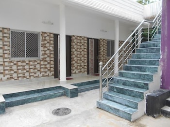 resort garden retreat