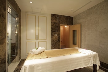 grand plaza hanoi hotel