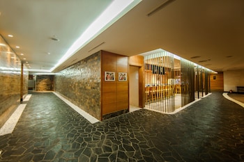 grand plaza hanoi hotel